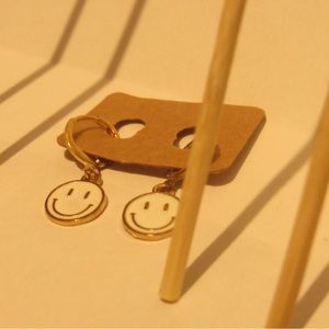Smiley face white earrings
